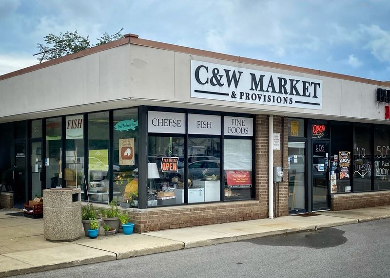 Curds and Whey Cheese Company, Geneva, IL