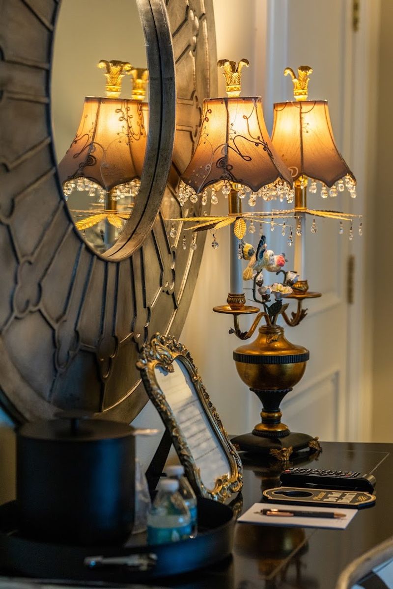 Marble Bathrooms Rivaling Luxury Resorts