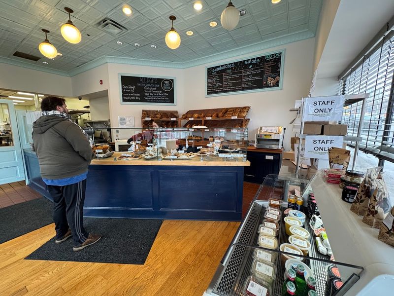 The Vibe: Warm, No-Frills, and Completely Genuine