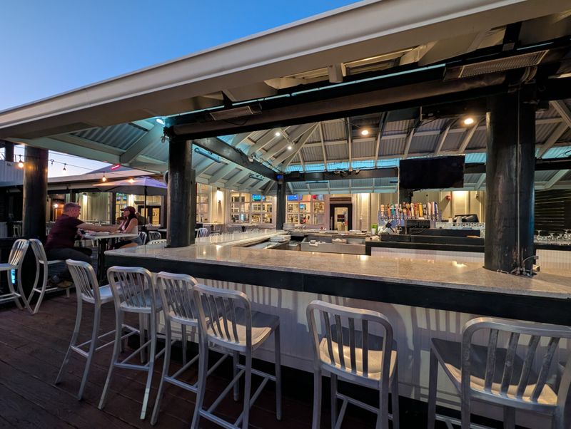 Felix's Restaurant & Oyster Bar, Gulfport