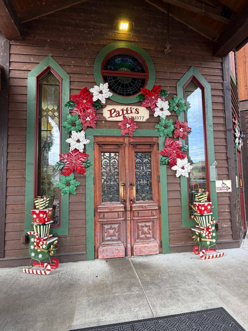 Patti's 1880's Settlement Restaurant — Grand Rivers