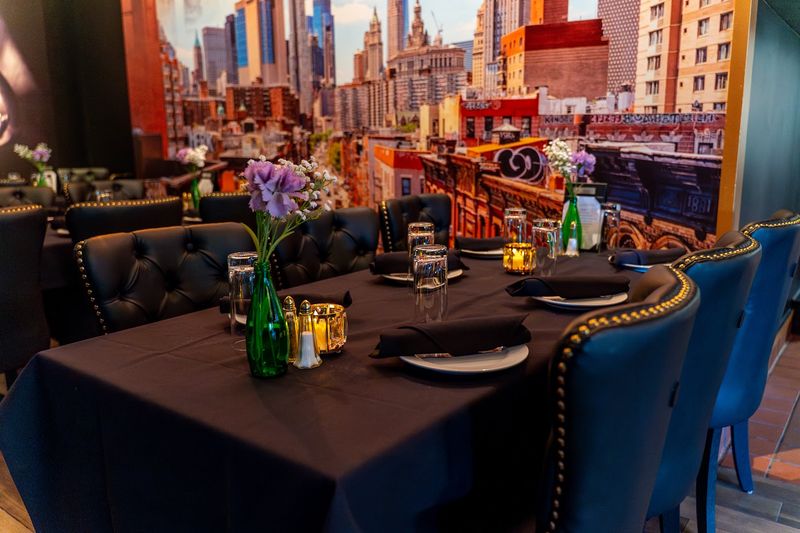 D’Nulffos Seafood & Chophouse