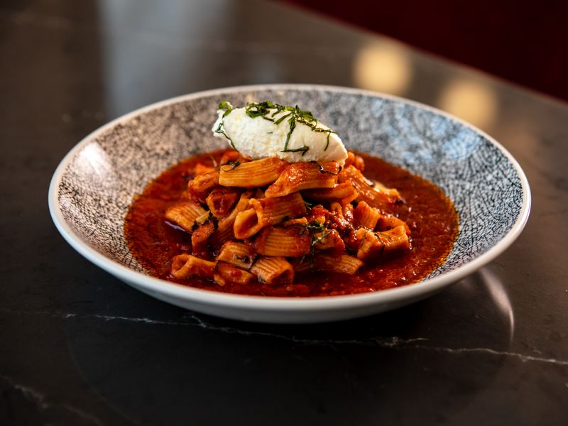 Amoré – Fort Wayne