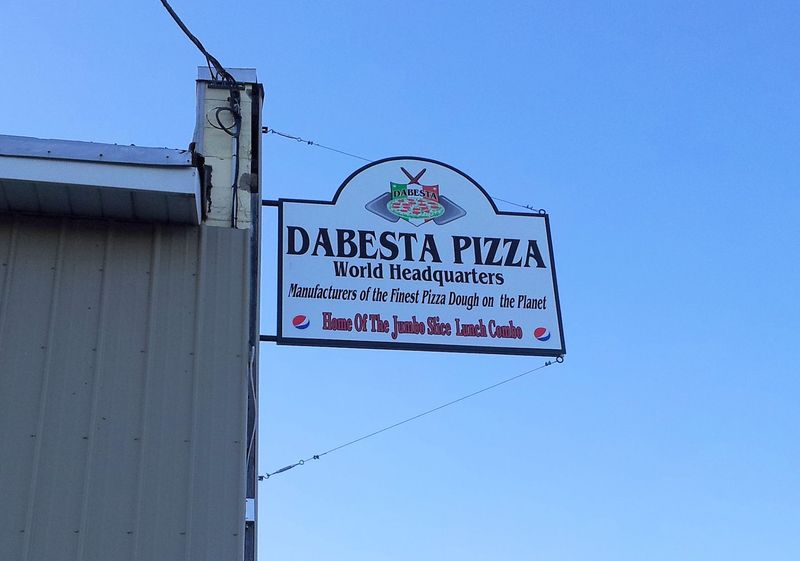 Dabesta Pizza: A Name That Makes A Bold Promise Dabesta Pizza: A Name That Makes A Bold Promise