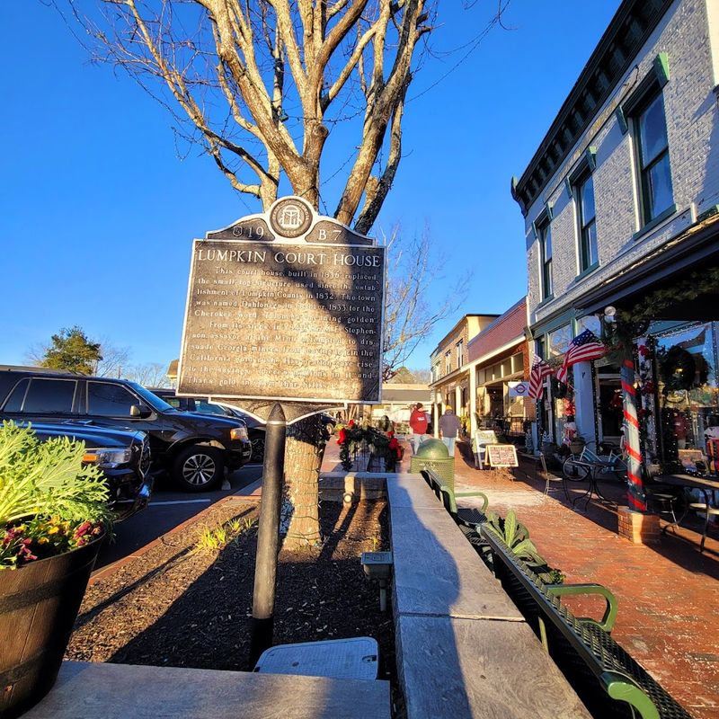 Dahlonega