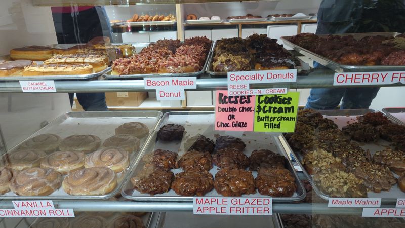 Apple Fritter Donut Shop – Ferndale