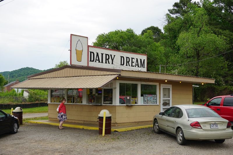 Dairy Dream, Mountainburg Dairy Dream, Mountainburg
