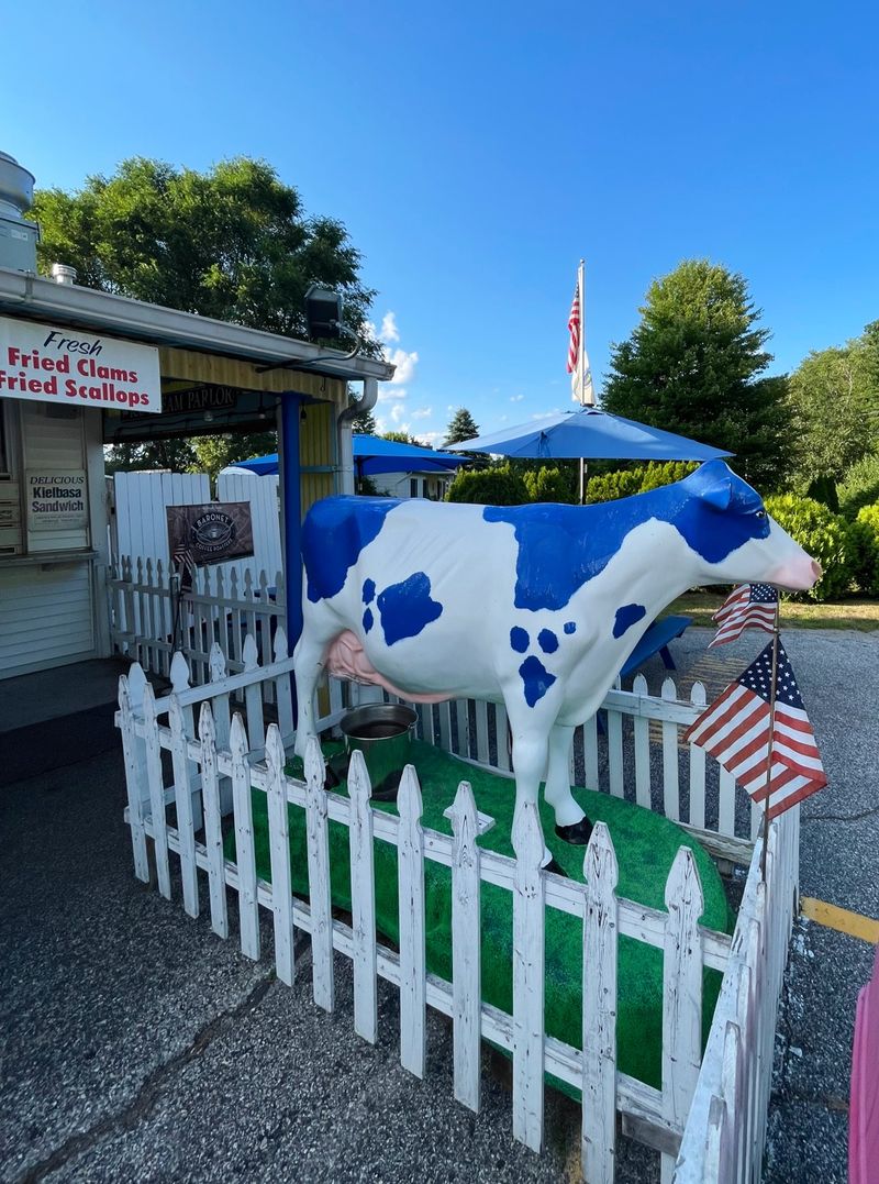 Alvin Rondeau’s Dairy Bar