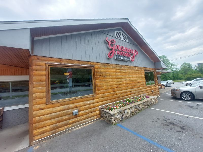 Granny's Kitchen, Cherokee