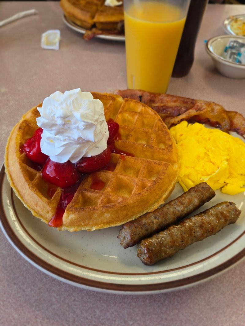 Daphne's Family Restaurant, Lincoln, IL Daphne's Family Restaurant, Lincoln, IL