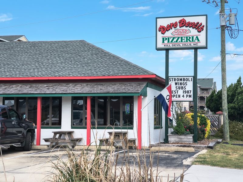 Dare Devil's Pizzeria