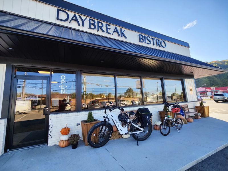 Daybreak Bistro, Millersburg