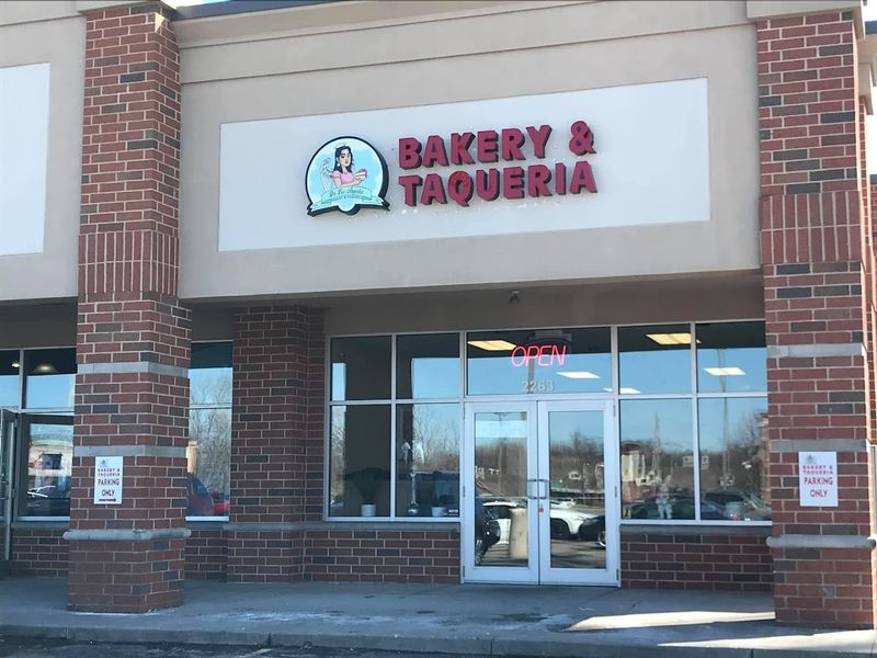De Los Angeles Bakery & Taqueria, Amherst