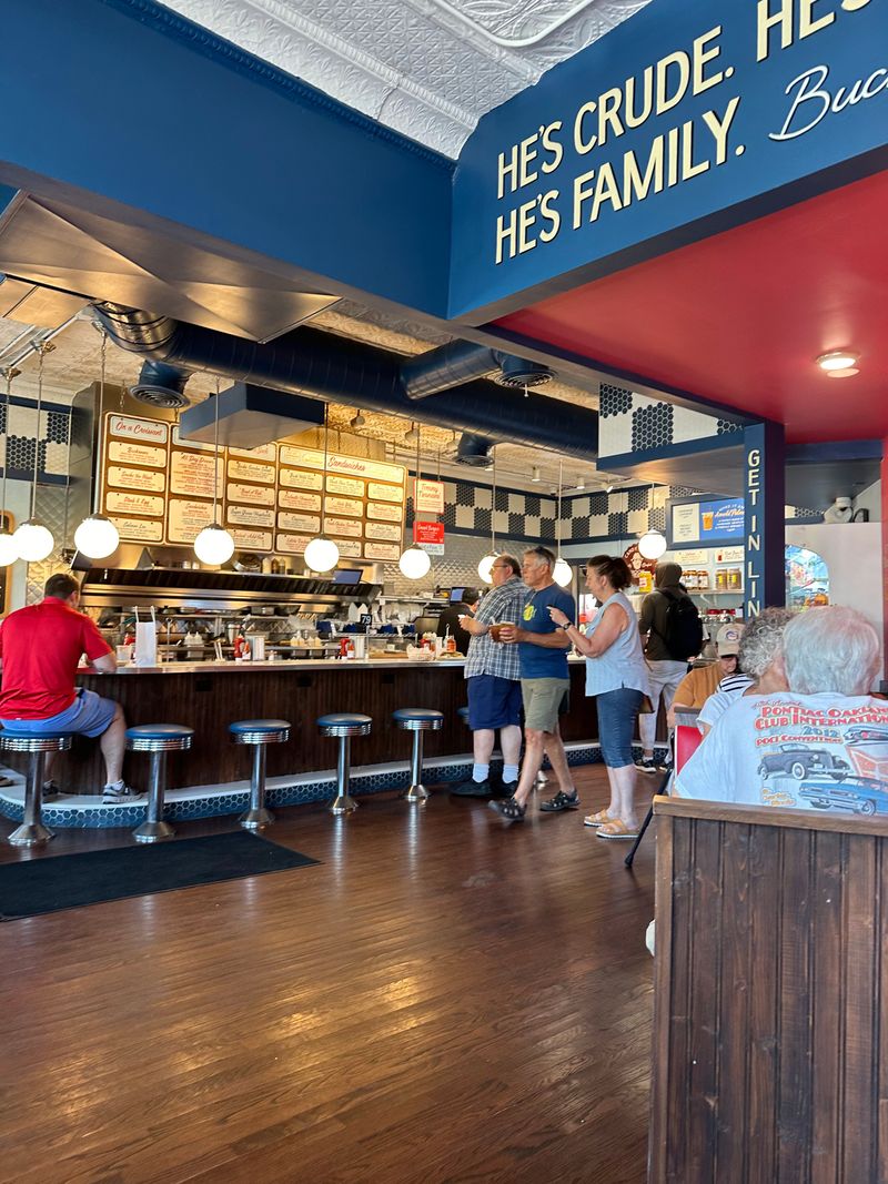 Buck Russell's — Wilmette, Illinois