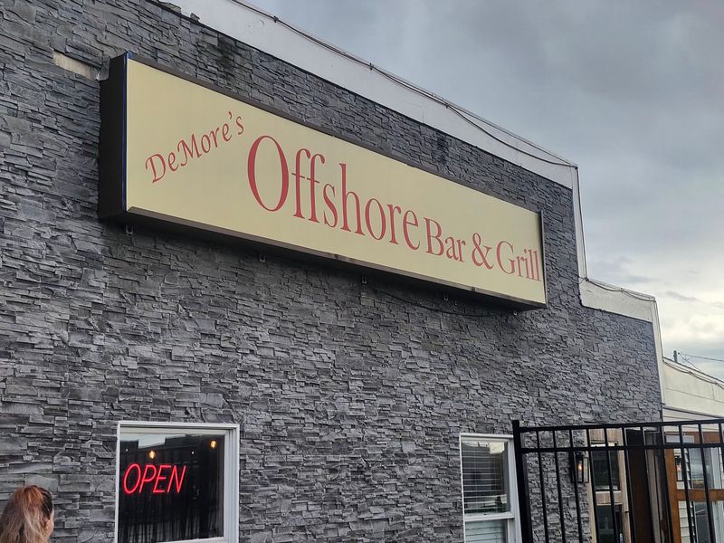DeMore's Offshore Bar & Grill, Sandusky