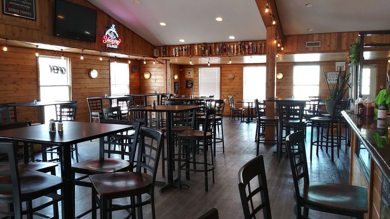 DeMore's Offshore Bar & Grill, Sandusky