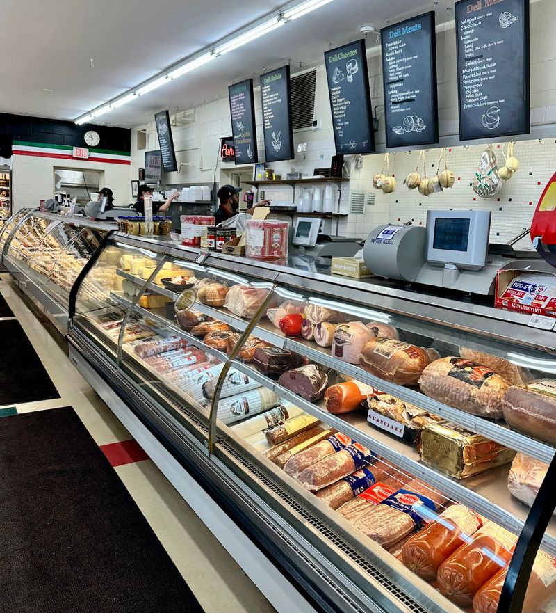 DeVitis Italian Market, Akron