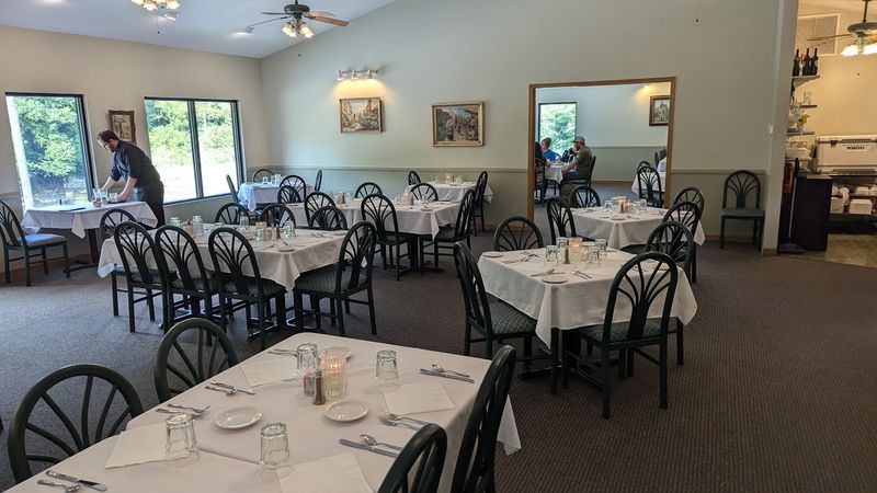 DeVito's Restaurant, Harrison
