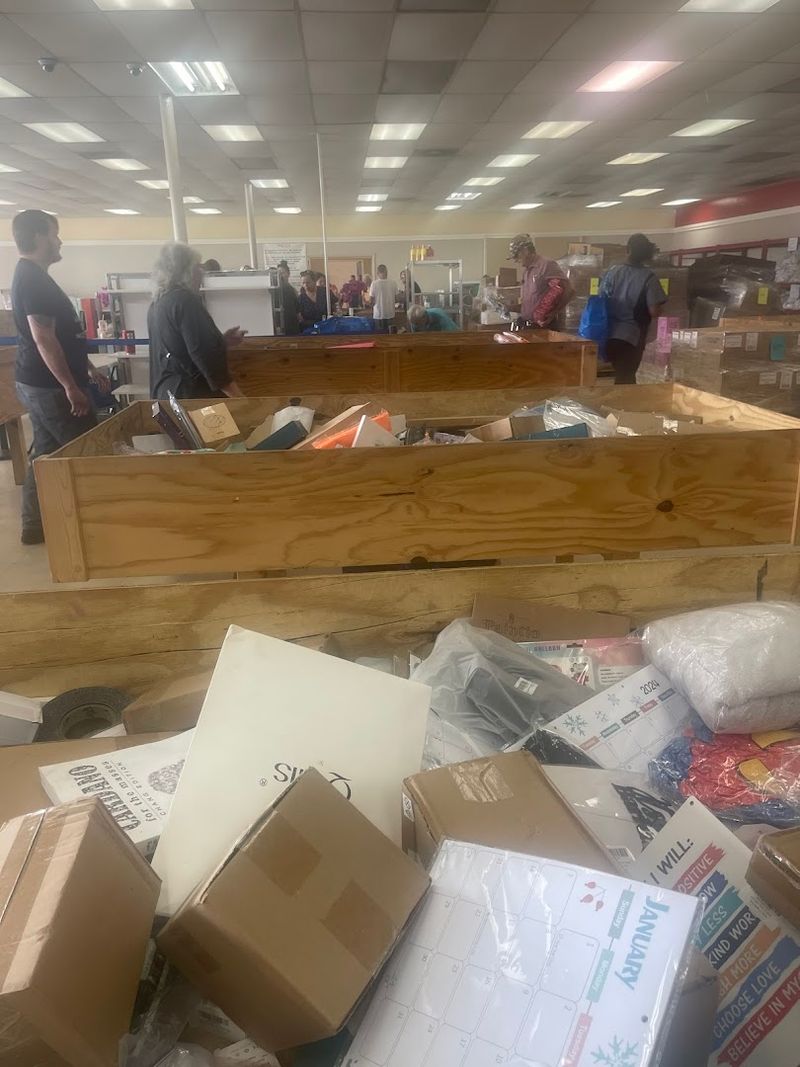 Deals N' Steals Bin Store & Discount Outlet Deals N' Steals Bin Store & Discount Outlet