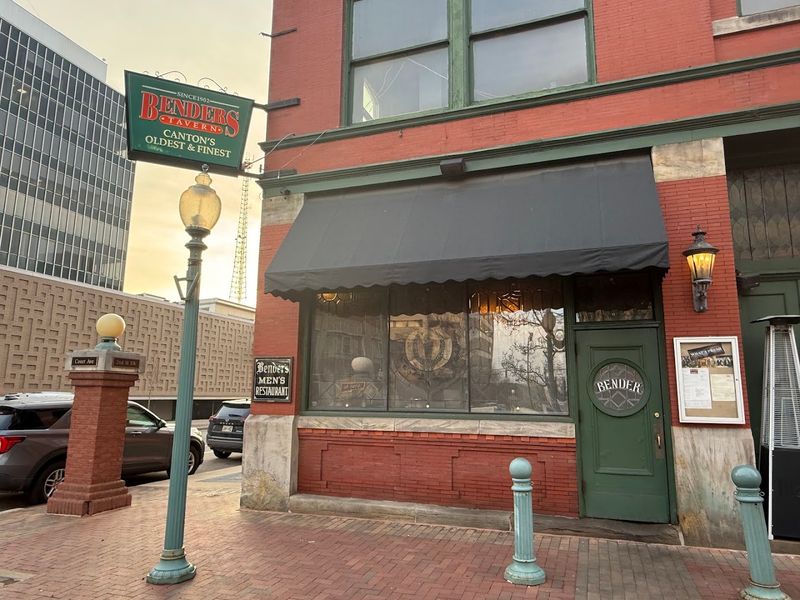 Bender's Tavern, Canton