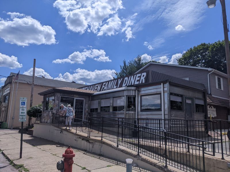 White Haven Family Diner