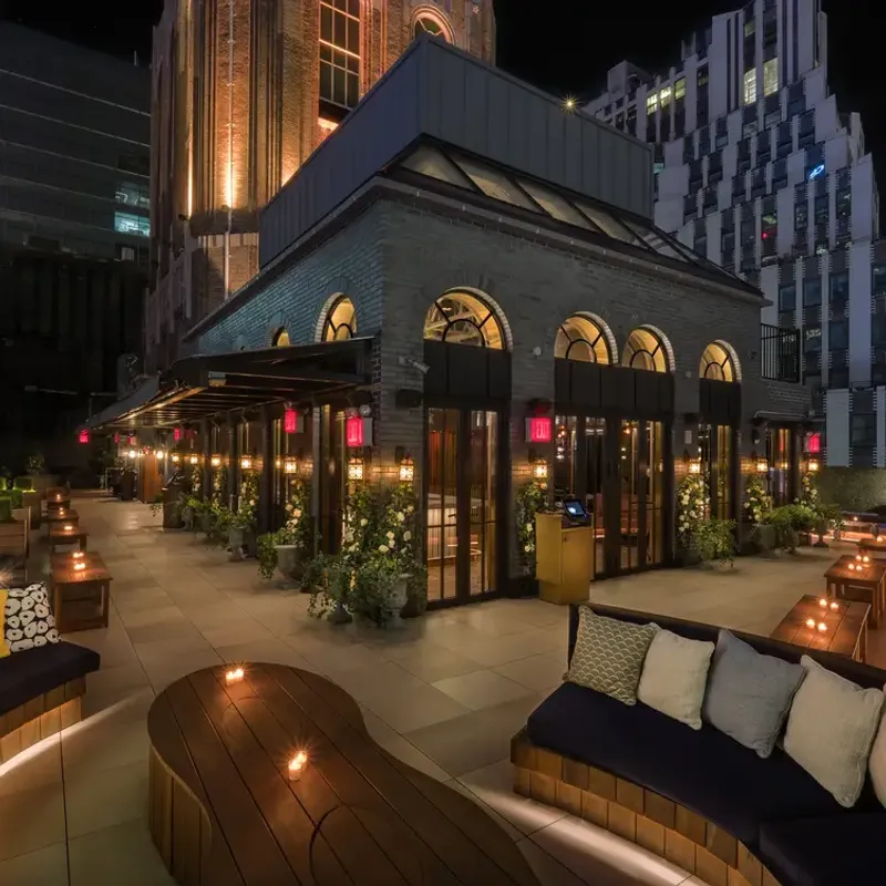 Elsie Rooftop