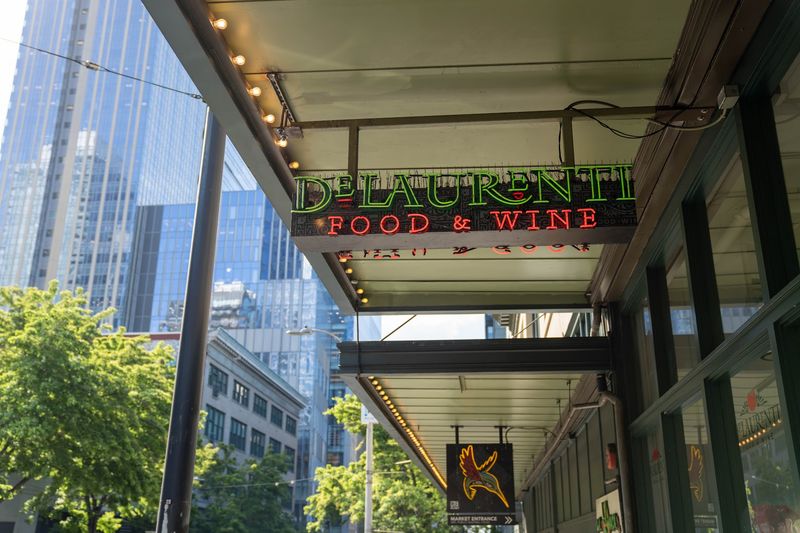Decades Of History Facing The Famous Pike Place Sign Decades Of History Facing The Famous Pike Place Sign
