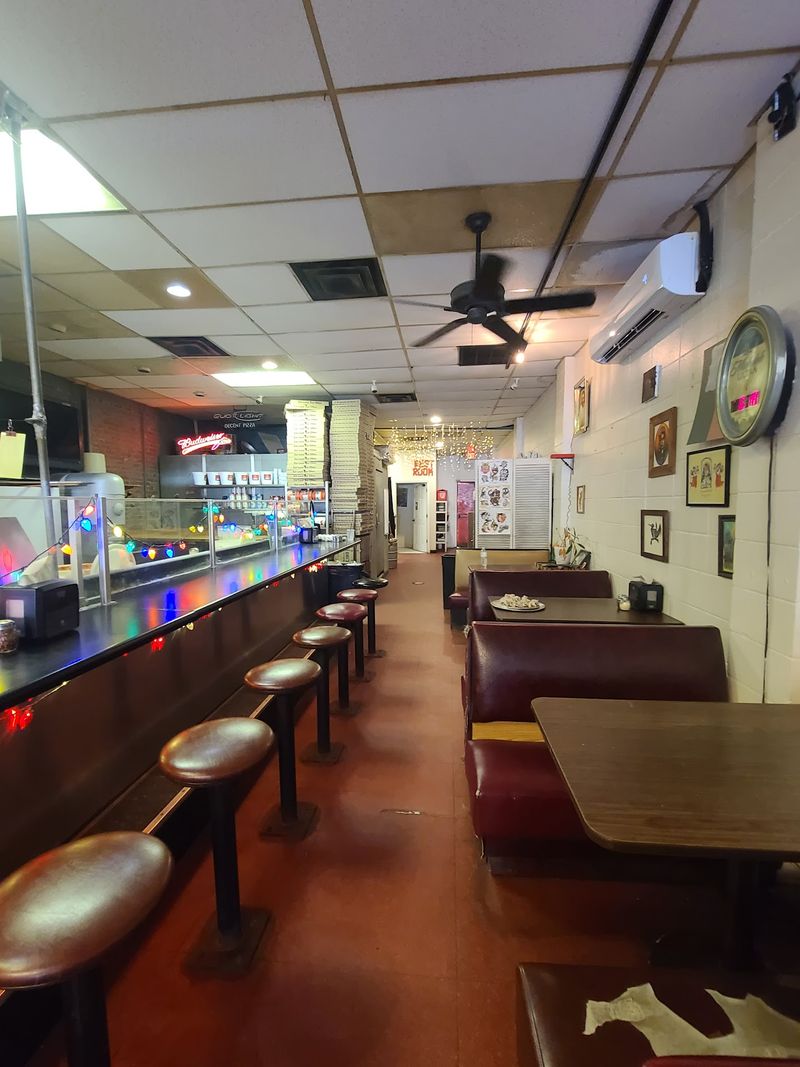 Decent Pizza, Tallahassee