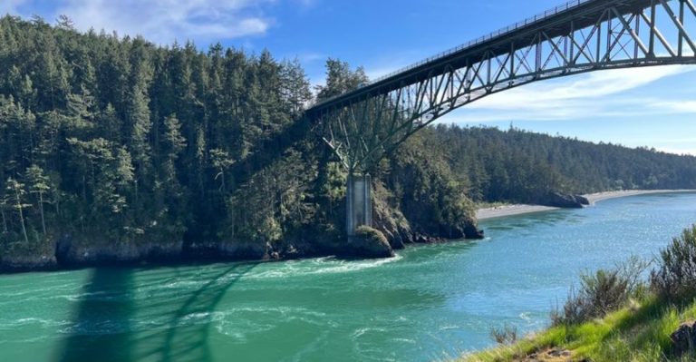 This Gorgeous State Park In Washington Will Make You Feel Like You’re In A Postcard