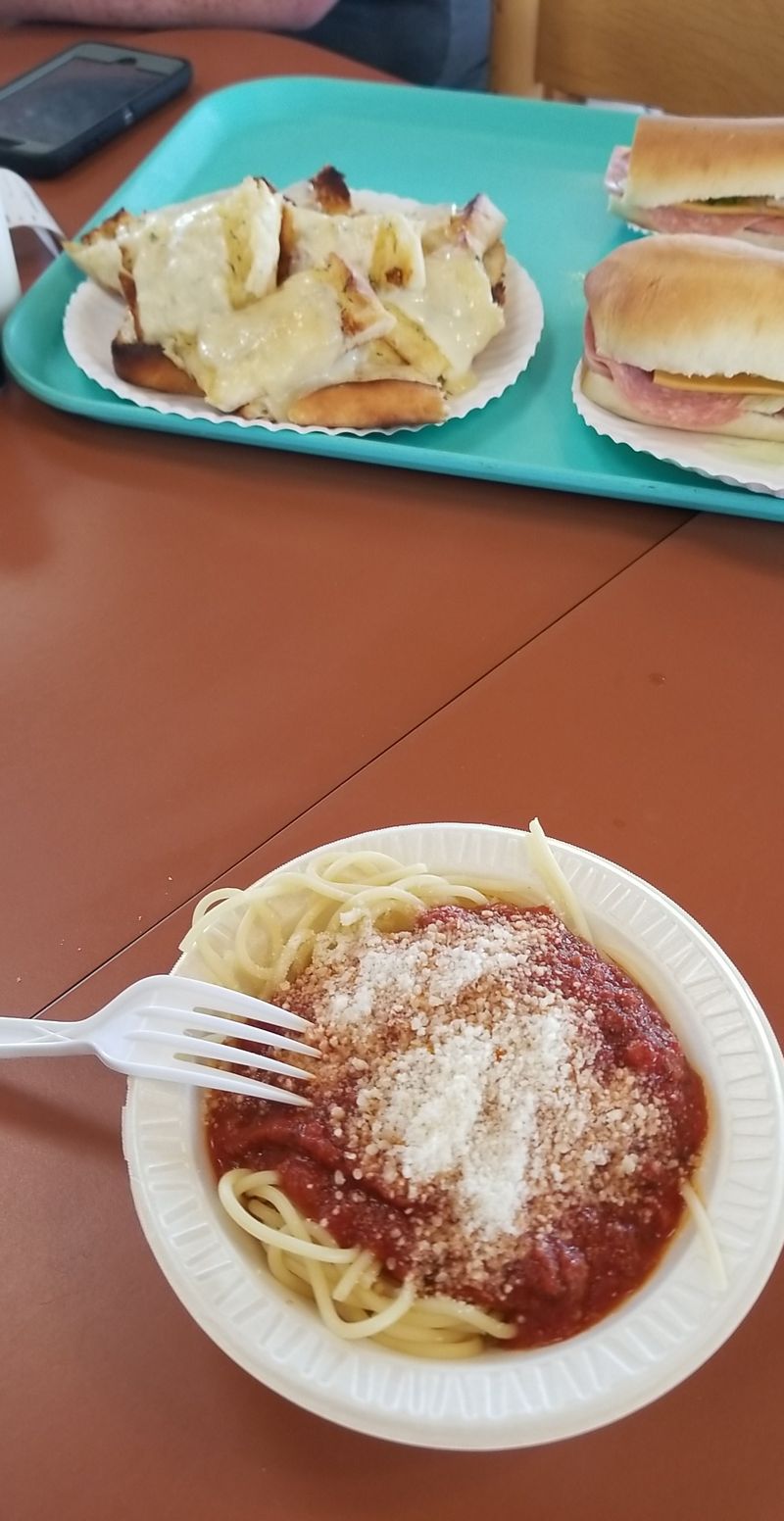 The Hearty Spaghetti Specials Everyone Talks About