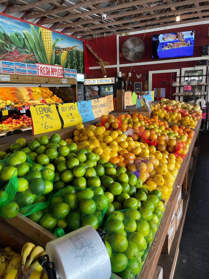 Menu Overview: Produce, Prepared Foods, And Market Extras