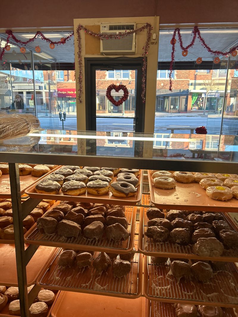 Elleson's Bakery – Sycamore