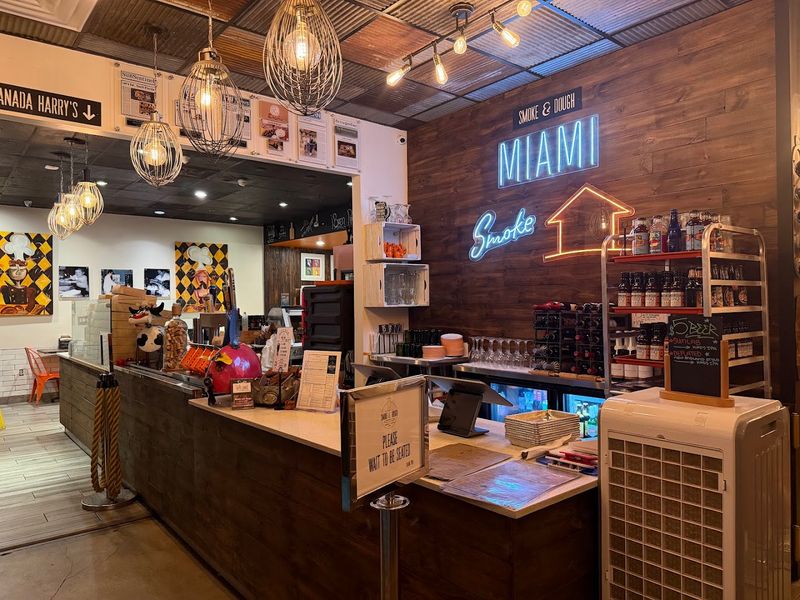 Smoke & Dough, Miami