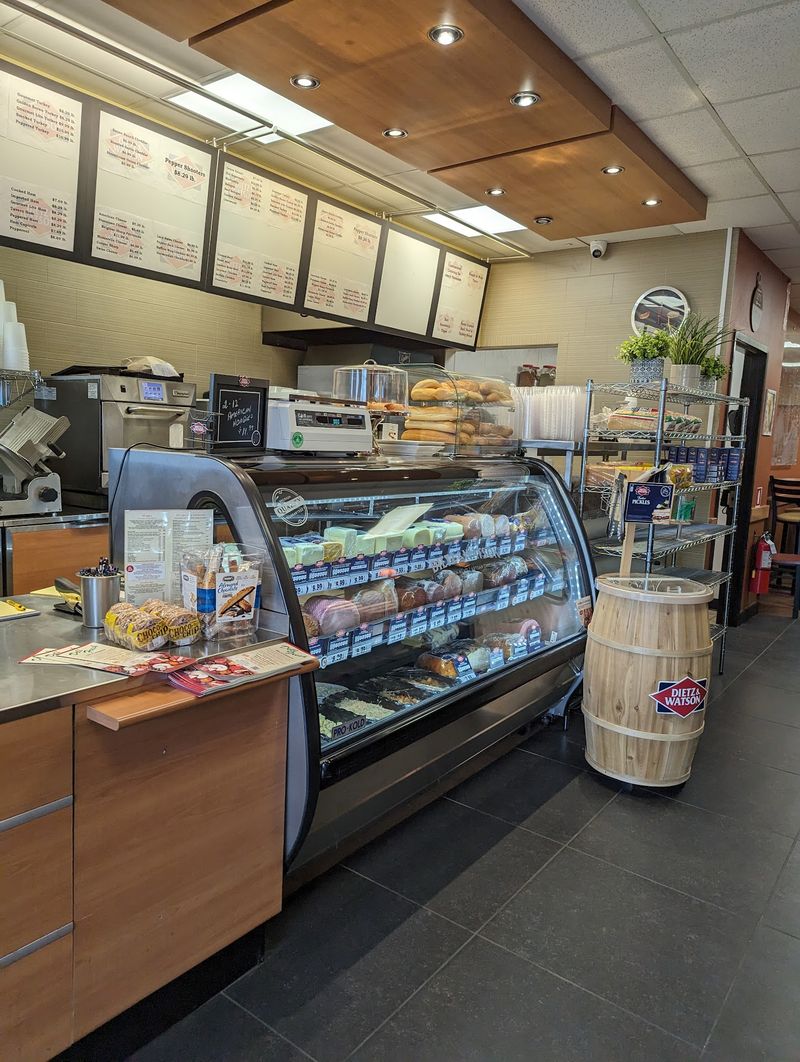 Deli Fresh Delicatessen, Penndel