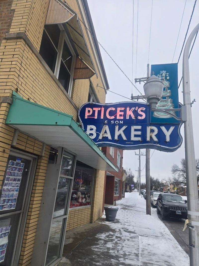 Pticek & Son Bakery - Chicago
