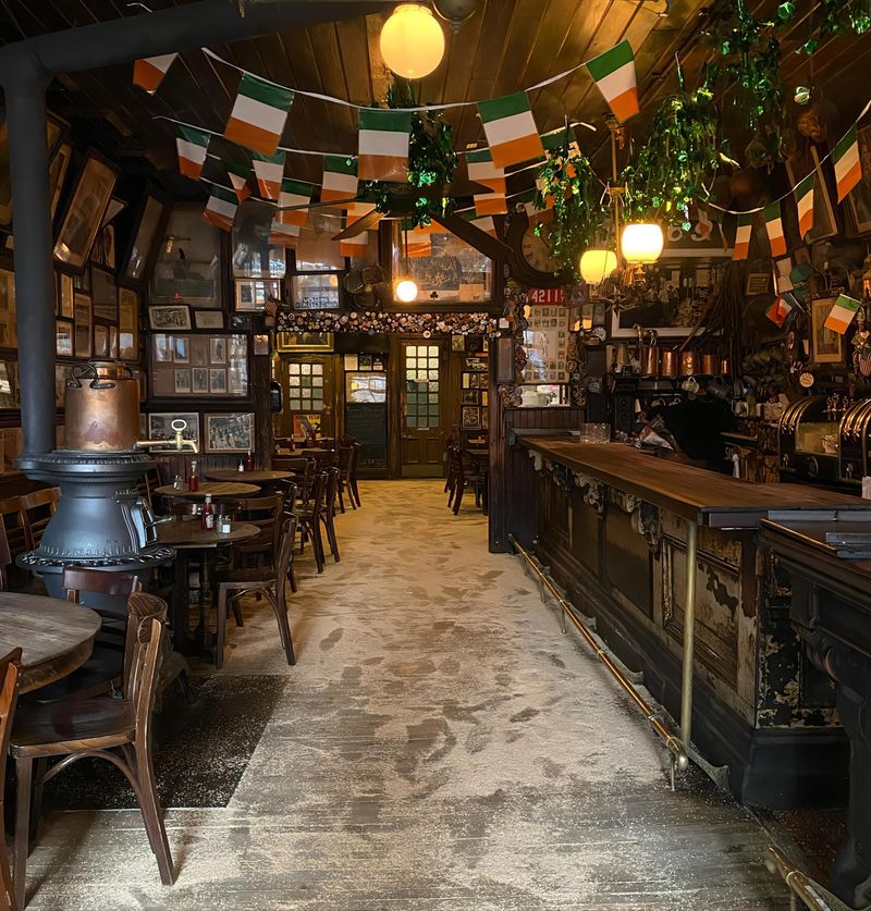 McSorley's Old Ale House – East Village