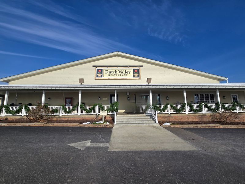 Dutch Valley Restaurant: Sugarcreek, Ohio