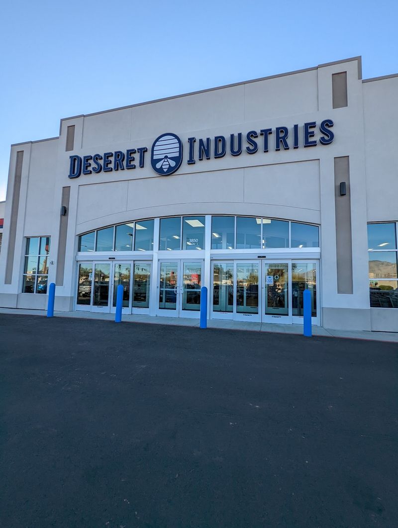 Deseret Industries Thrift Store & Donation Center, Tucson