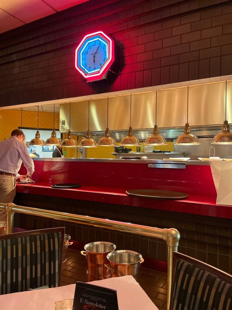 Charley G's — Lafayette