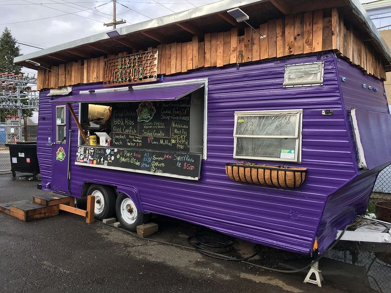 Dirty Lettuce: Mississippi's Soul Food Transplanted to Portland