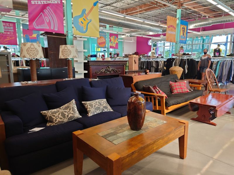 $1 Color-Tag Deals That Stretch Every Dollar