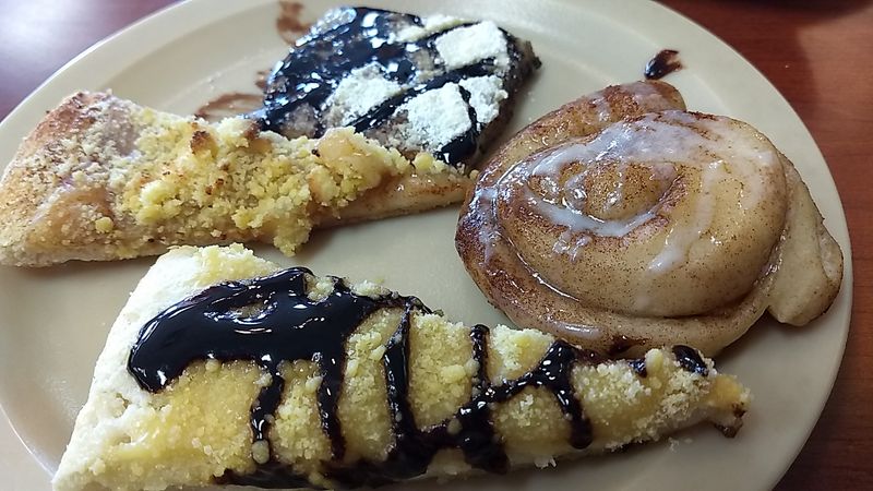 Dessert Pizza And Ice Cream That Make The Sweet Ending Worth Saving Room For