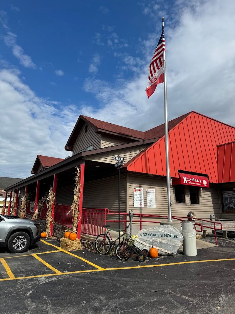 This Place Is Worth Every Mile Of The Drive