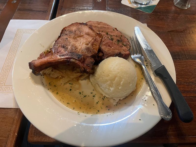 Pricing, Portions, and What to Expect