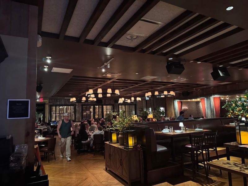 Service Style That Feels Attentive 