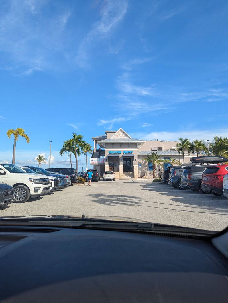 Views, Vibes, And The Smartest Seating Strategy