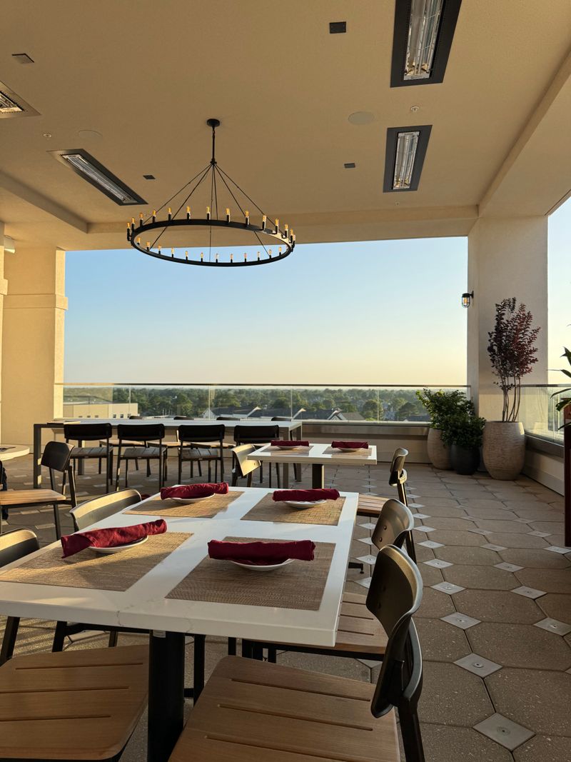 Why It’s Ideal For Valentine’s Day Reservations