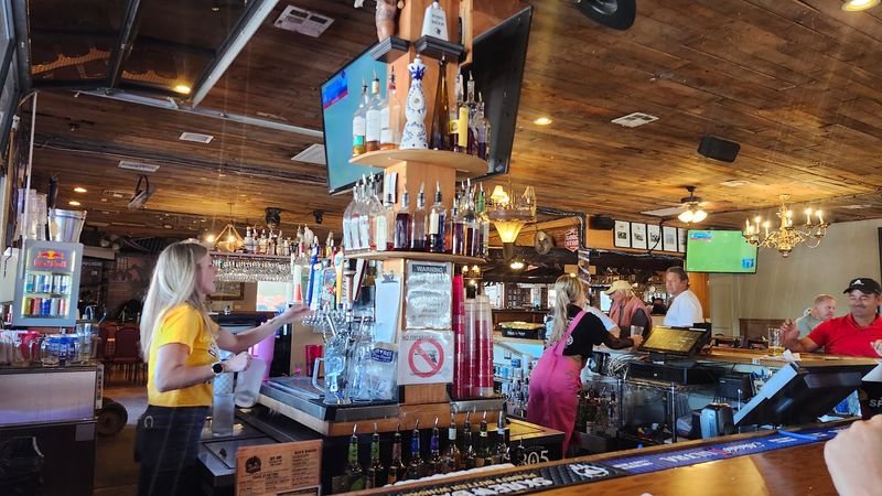 The Community Vibe That Makes Everyone Feel Welcome