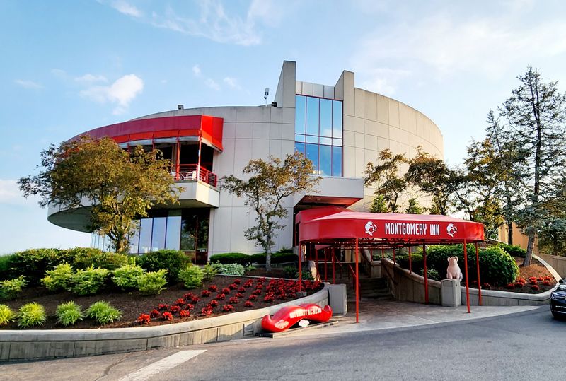 Convenient Valet Parking and Easy Access