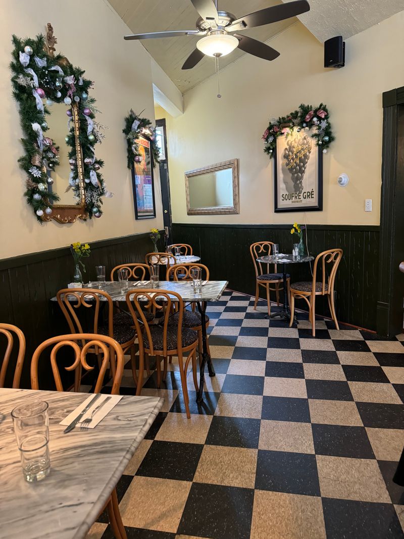 Atmosphere That Transports You Across The Atlantic